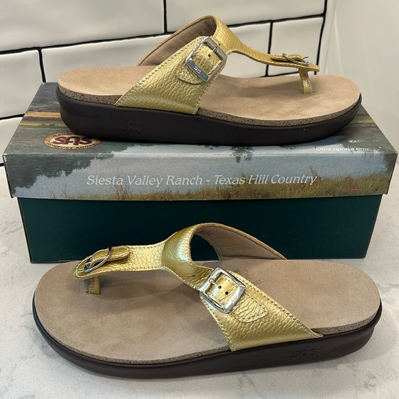 SAS Women Thong Sandals Slide SANIBEL Gold 10 M NEW Made in USA - Picture 1 of 14